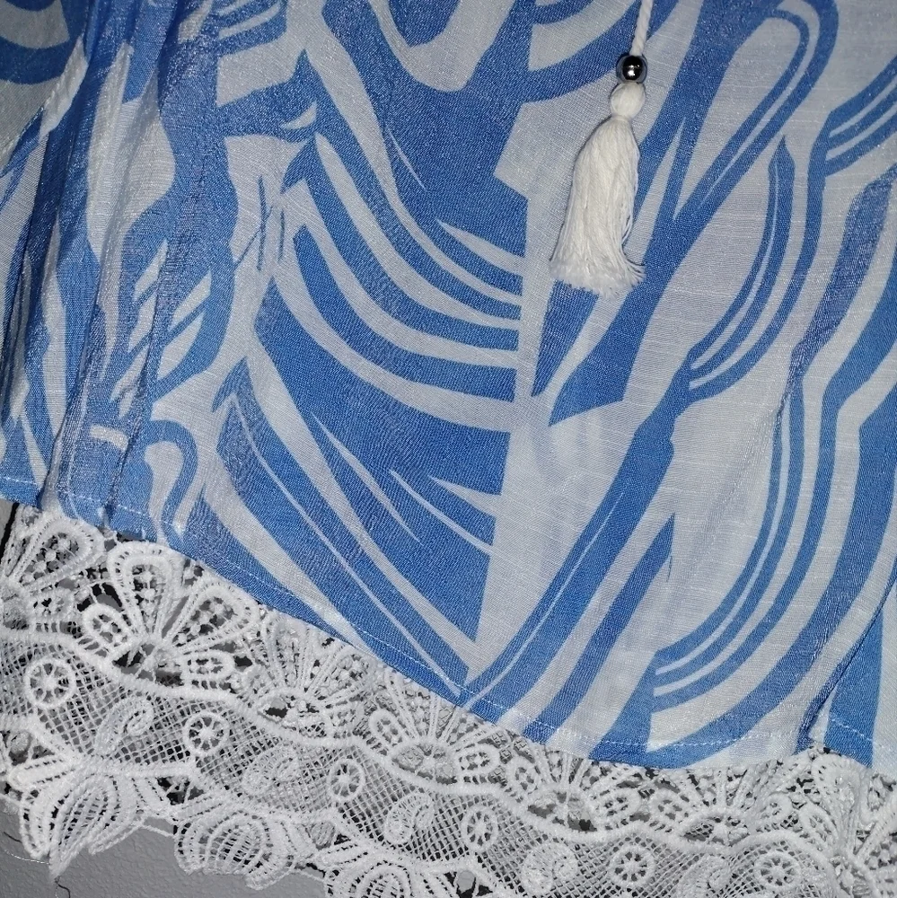 BEAUTIFUL Unique Spectrum Top Small - Picture 3 of 5